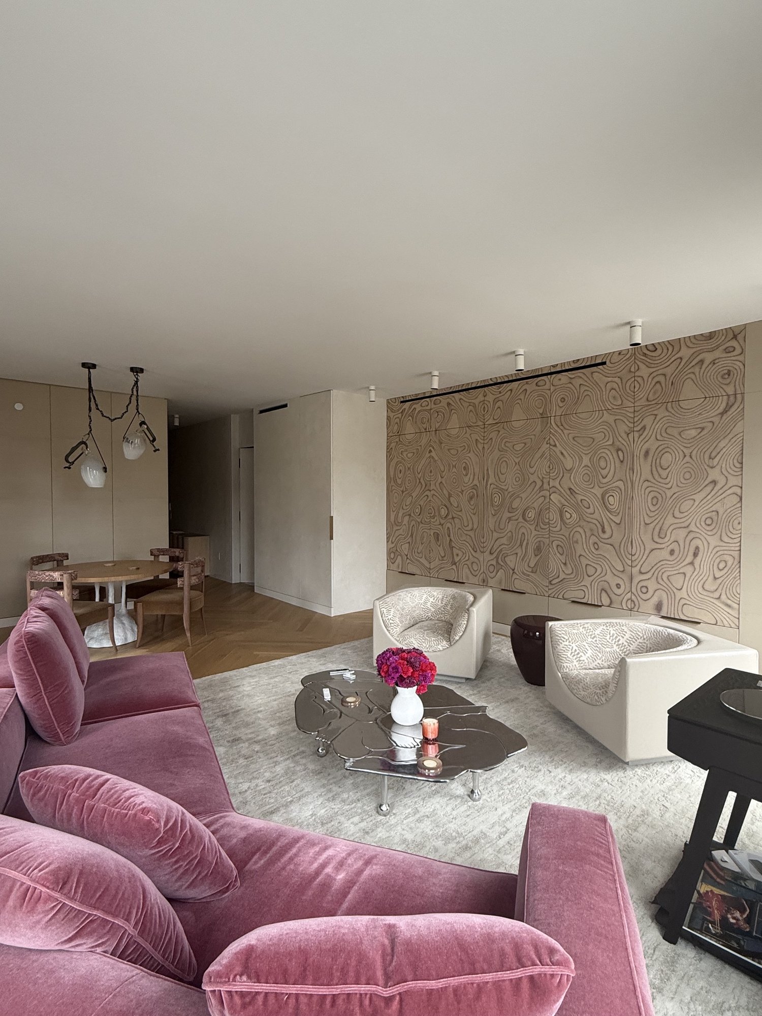 Bryant Park Residence, residential interior, New York, New York, designed by Aprèspace. Photo 1 of 12