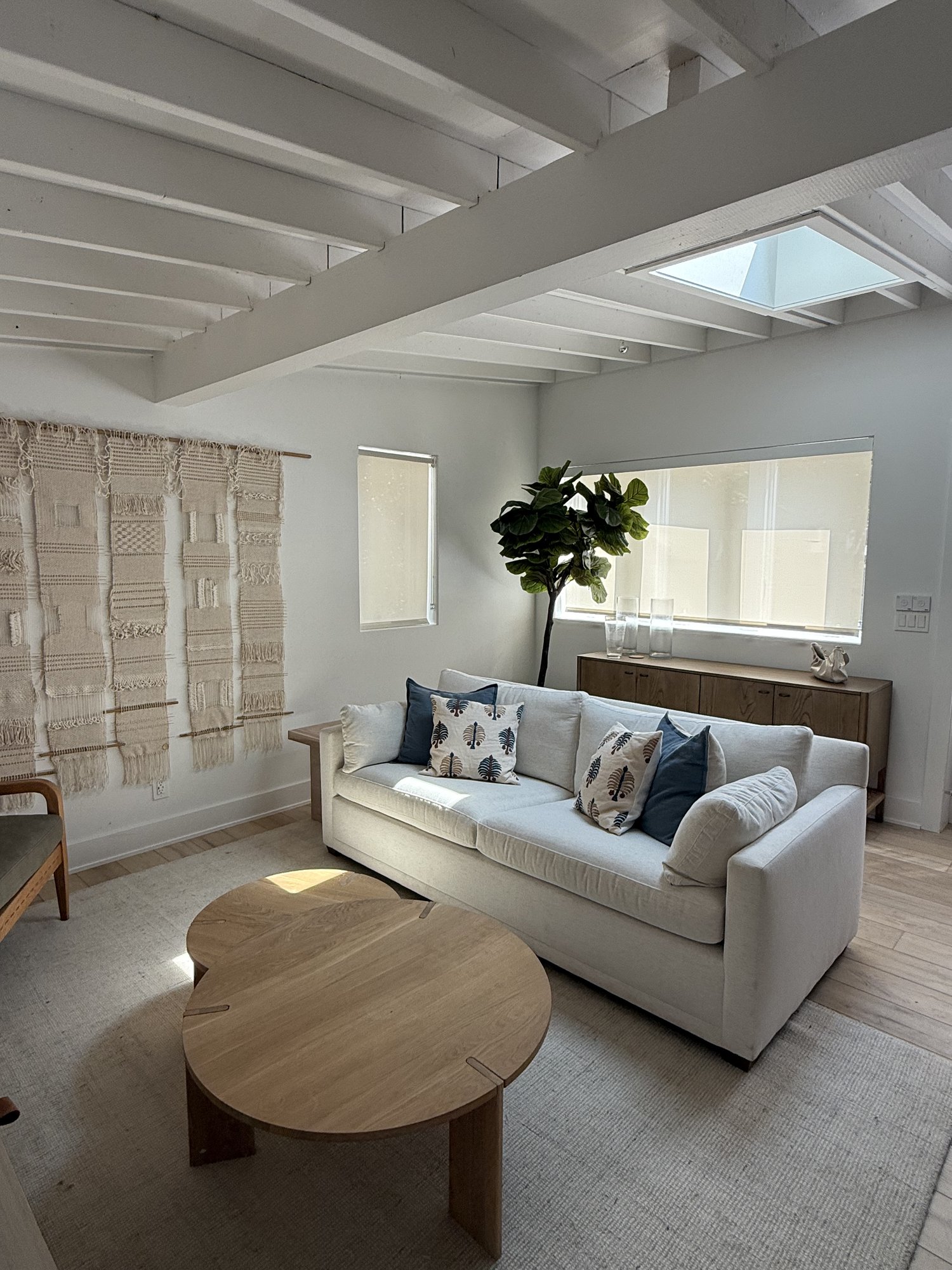 Watermill Apartment, residential interior, Water Mill, New York, designed by Aprèspace